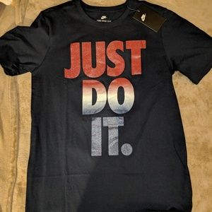 Brand New Nike screen print Tshirt Size S in mens.